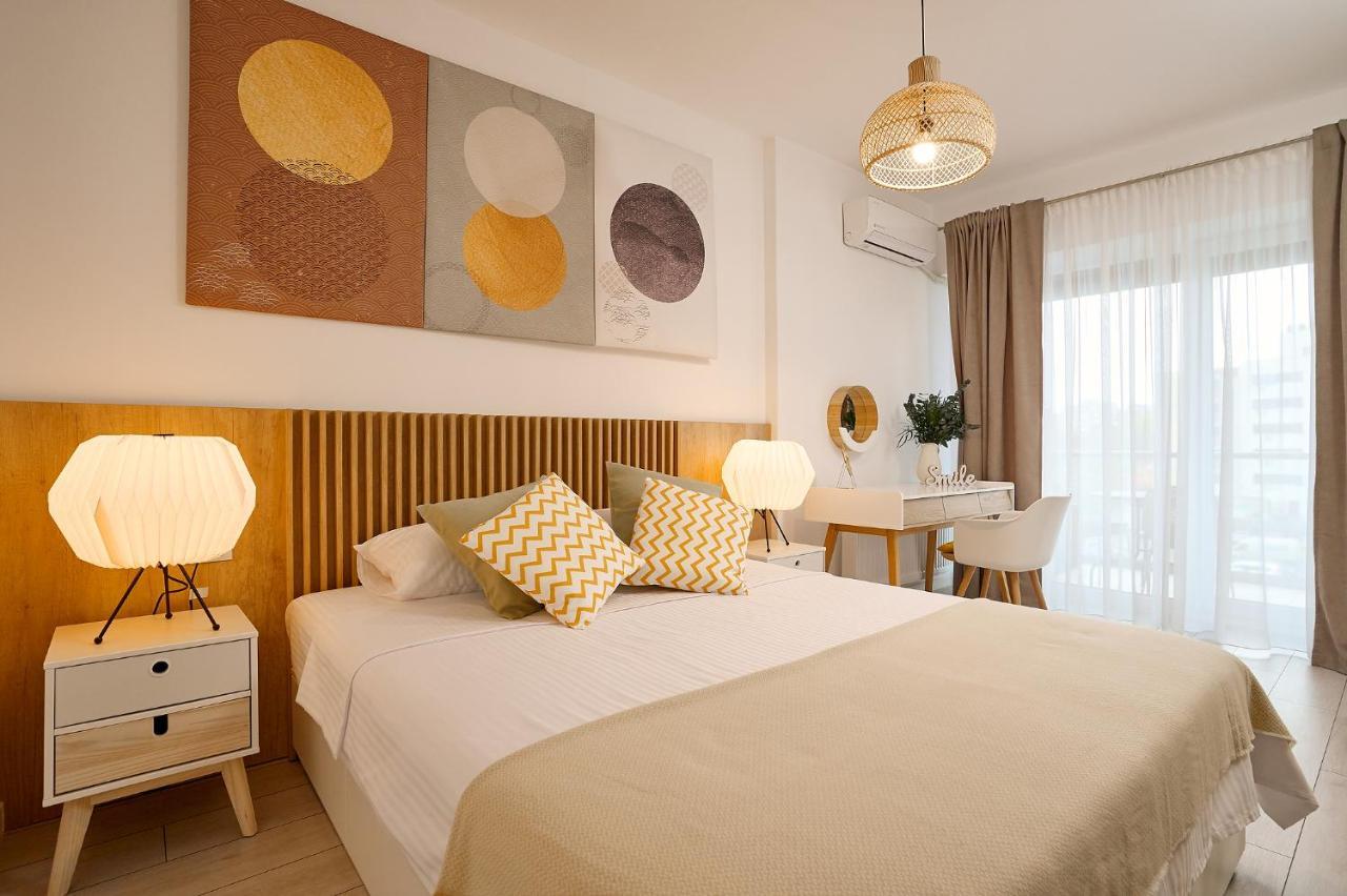 Moon Plaza Deluxe Studios Bukarest Kültér fotó