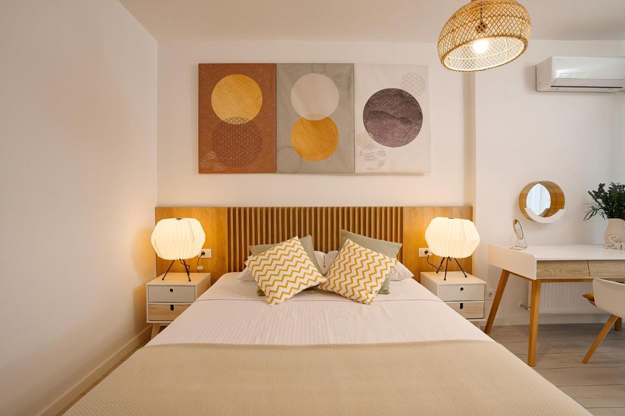 Moon Plaza Deluxe Studios Bukarest Kültér fotó