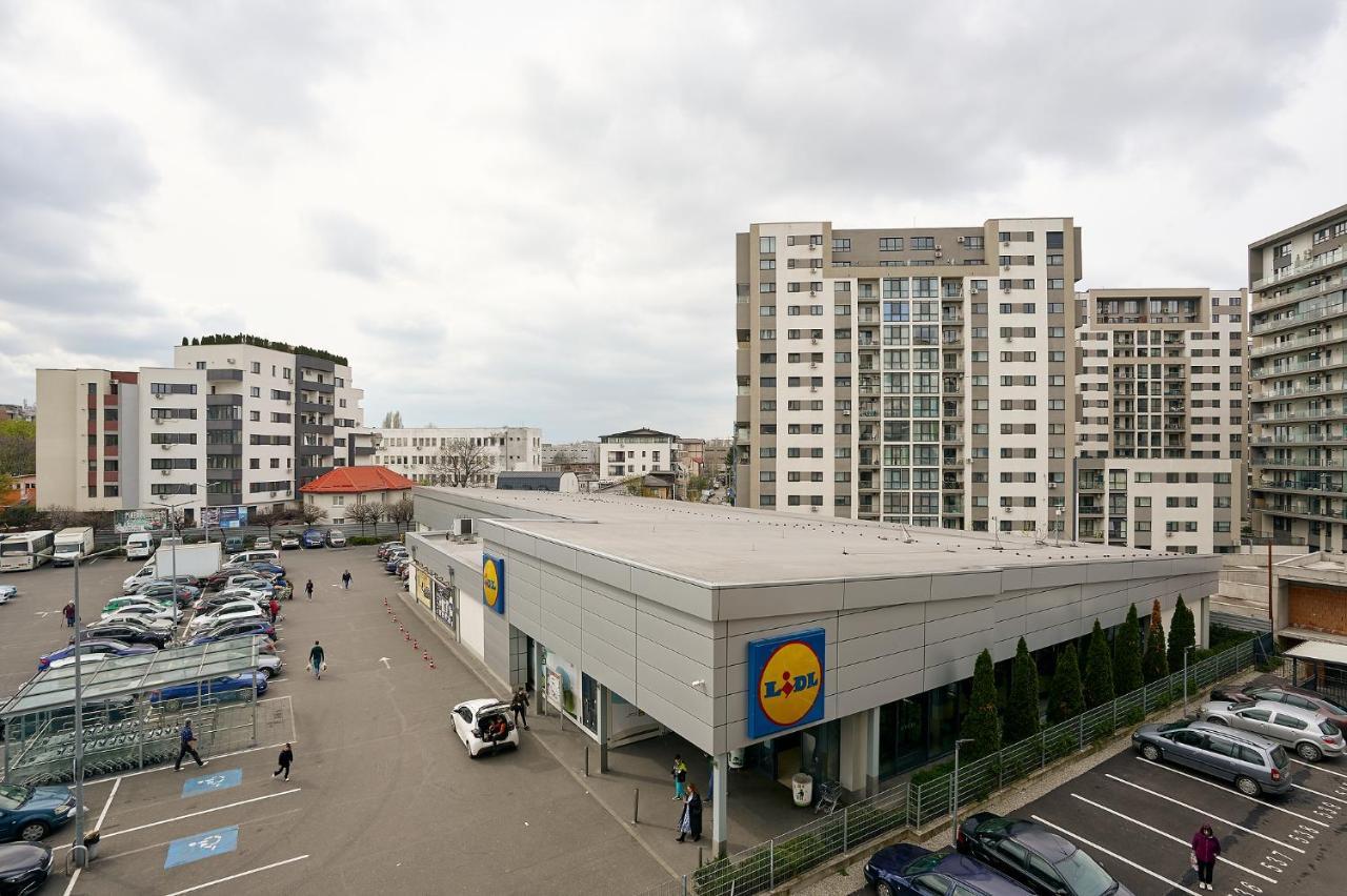 Moon Plaza Deluxe Studios Bukarest Kültér fotó