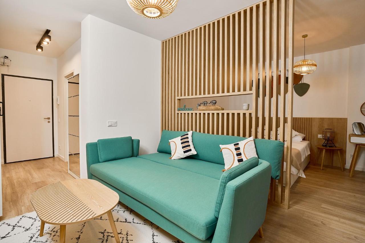 Moon Plaza Deluxe Studios Bukarest Kültér fotó