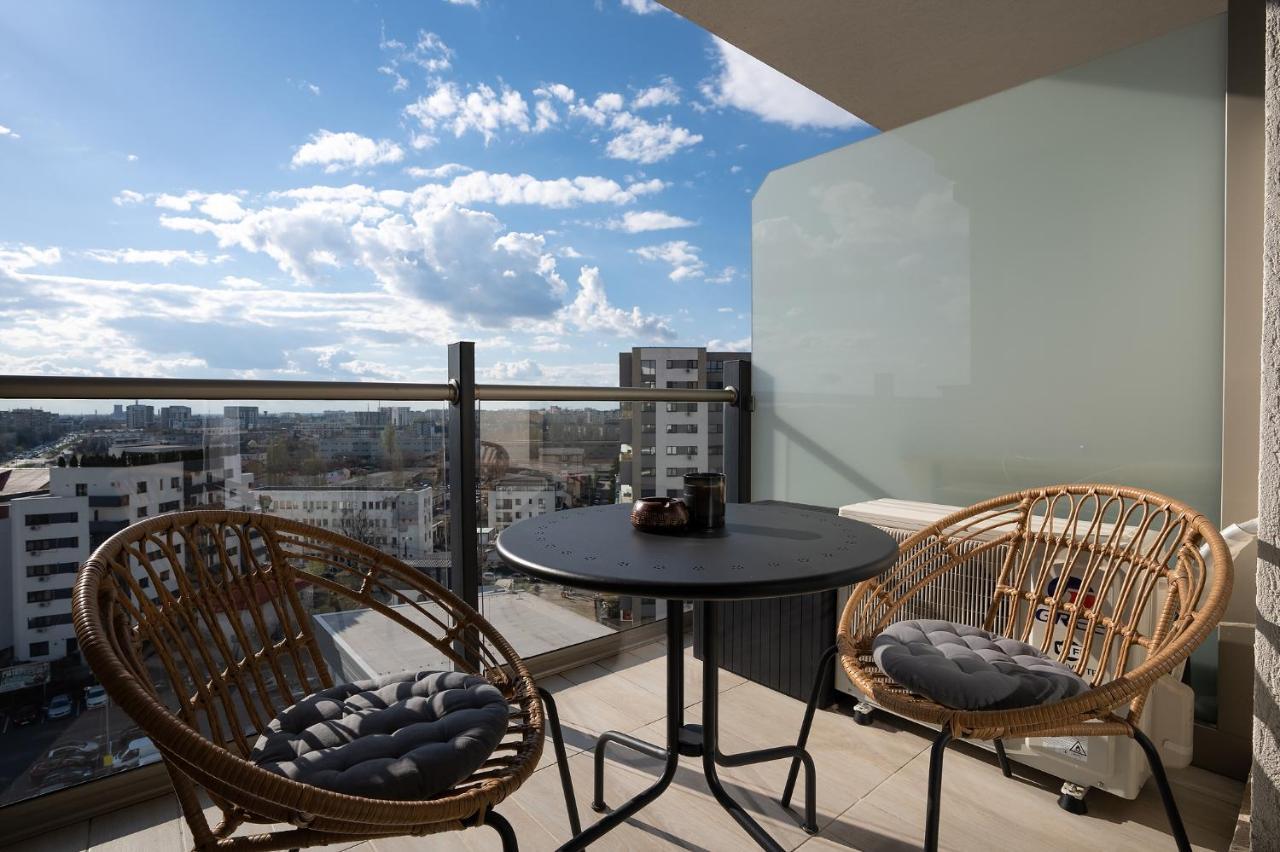 Moon Plaza Deluxe Studios Bukarest Kültér fotó